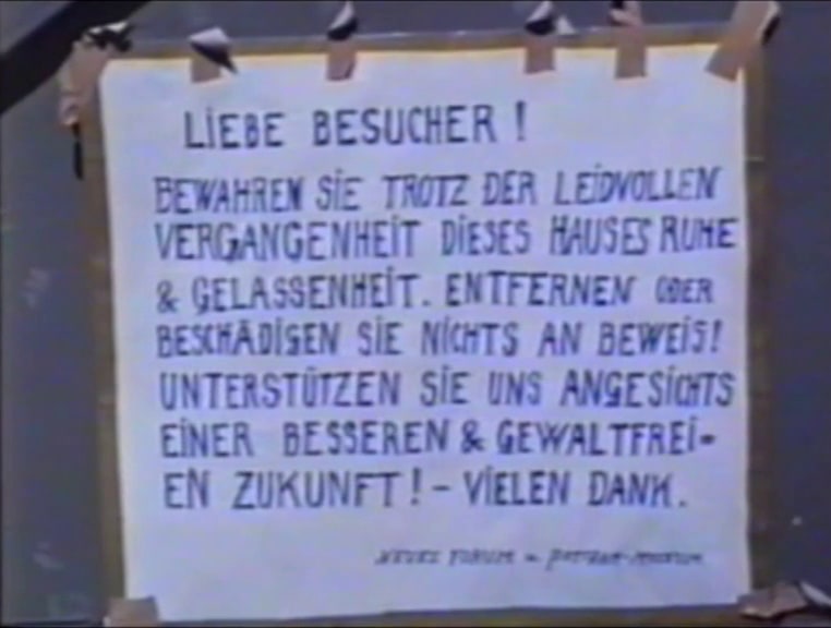KAMERA: ROLF STAECK. SCREENSHOT, FILM ZUR AUSSTELLUNGSERÖFFNUNG